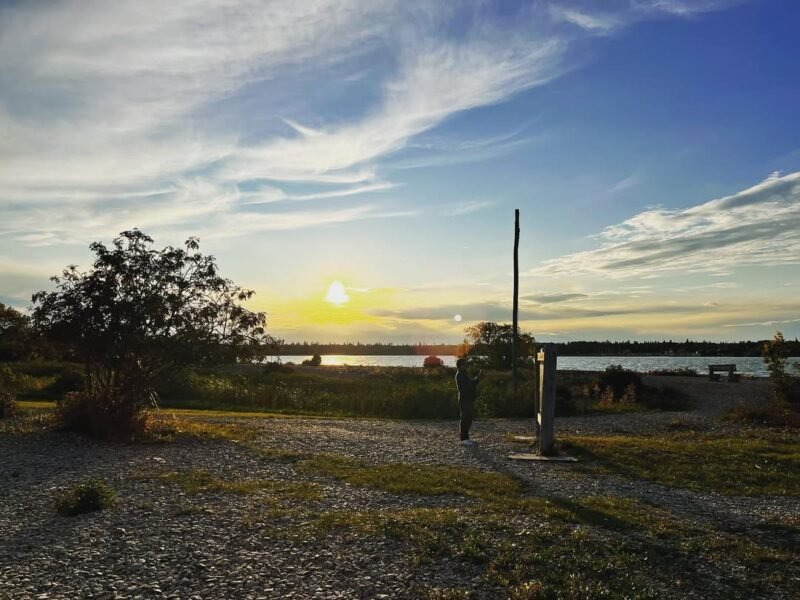 Sunset at the lake, Hecla