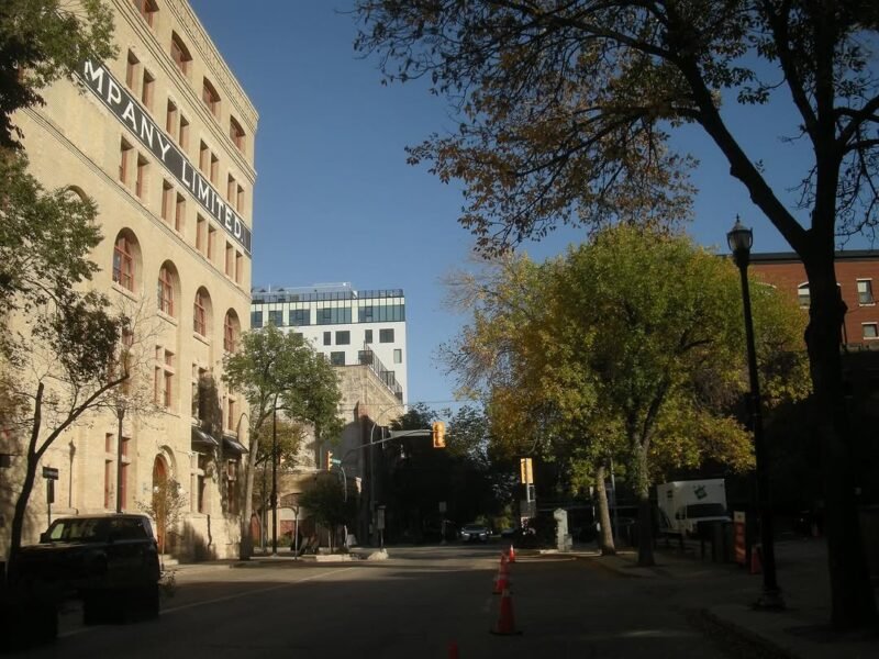 Exchange District, autumn morning